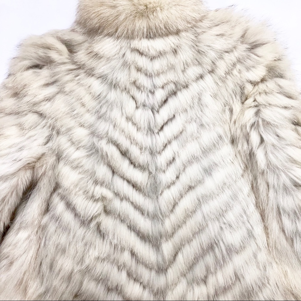 Saga Fox Vintage Fox Fur Coat Rare Chevron Size Sm - Picture 5 of 8